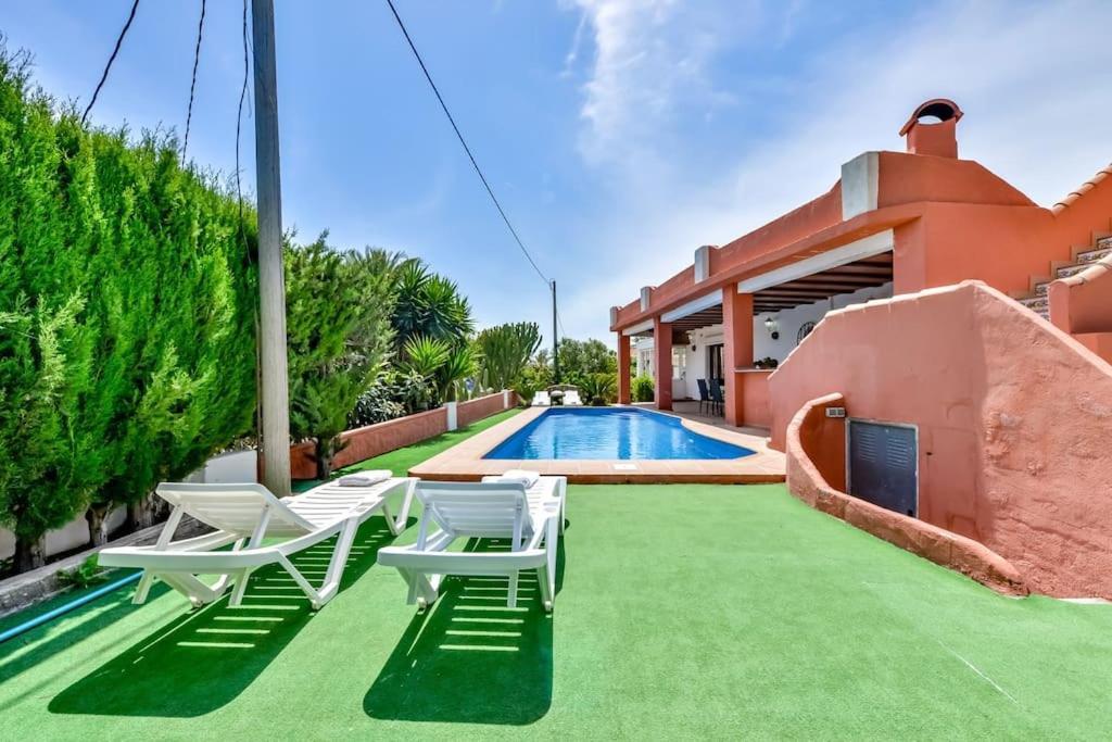 Villas Guzman - Mouna Кальпе Екстер'єр фото